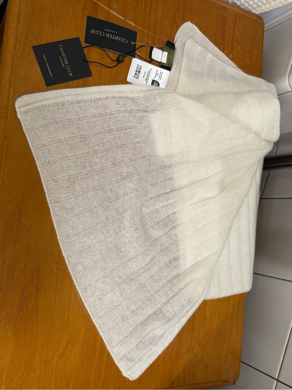 Charter Club Cream Cashmere Ribbed Scarf - NWT - Picture 4 of 6
